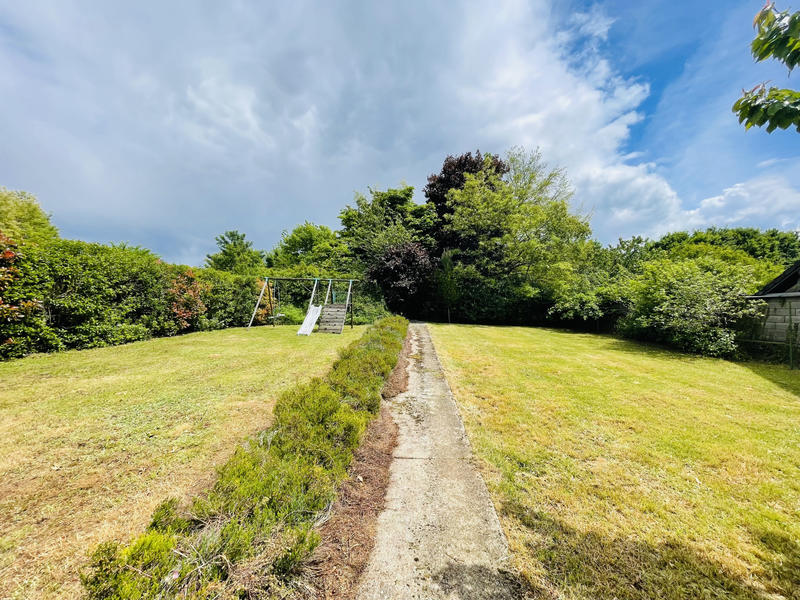 Maison - 211 m² - 7 pièces