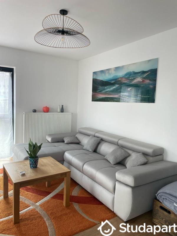 Appartement - 75 m² - 5 pièces