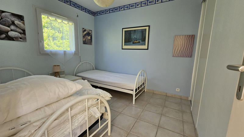 Propriété - 90 m² - 6 pièces