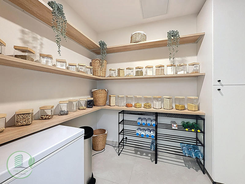 Maison - 187 m² - 7 pièces