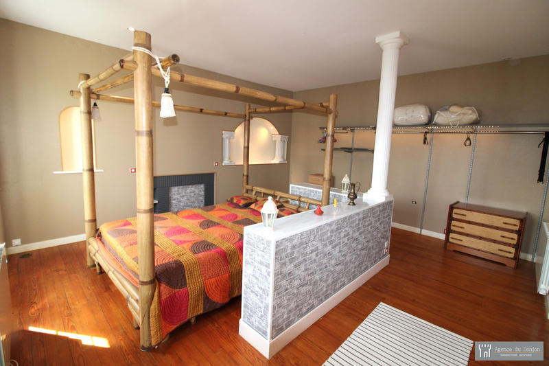 Maison ancienne - 200 m² - 5 pièces