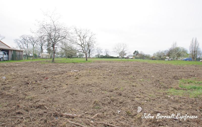 Terrain constructible - 2 552 m²