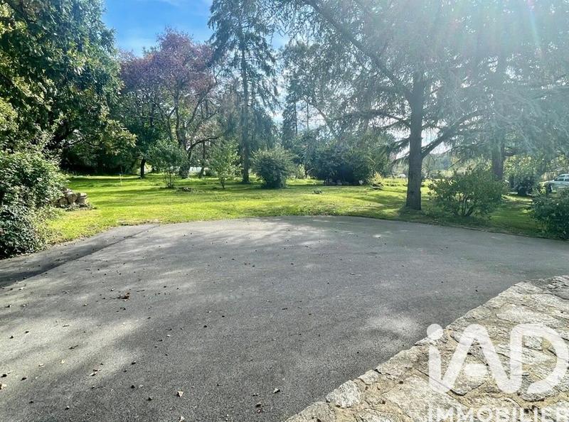 Maison - 254 m² - 7 pièces