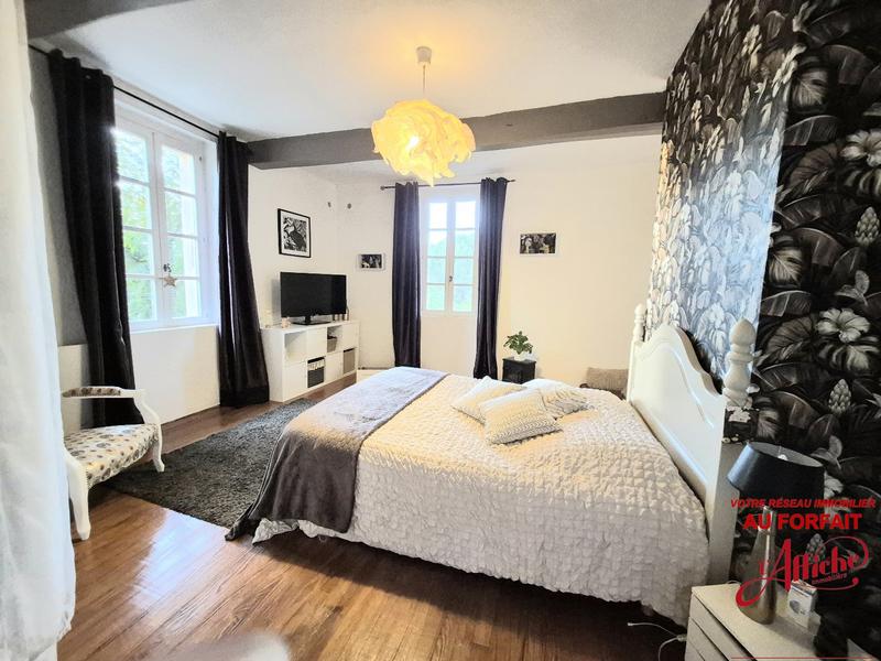 Maison - 138 m² - 5 pièces