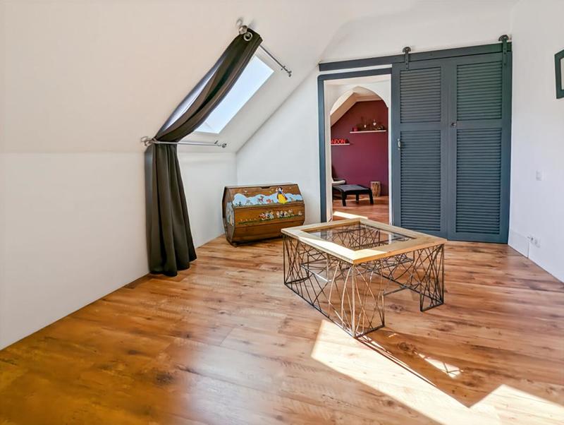 Maison - 165 m² - 8 pièces