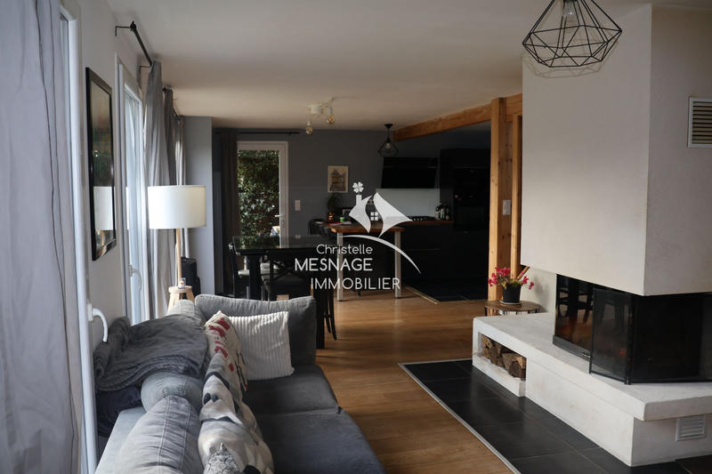 Maison - 162 m² - 6 pièces