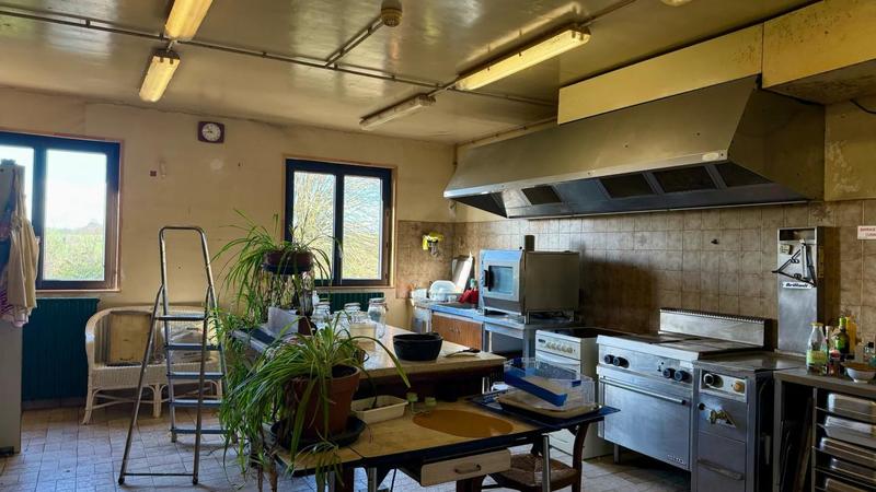 Demeure - 915 m² - 40 pièces