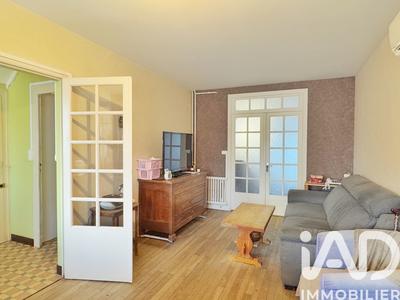 Maison - 79 m² - 4 pièces
