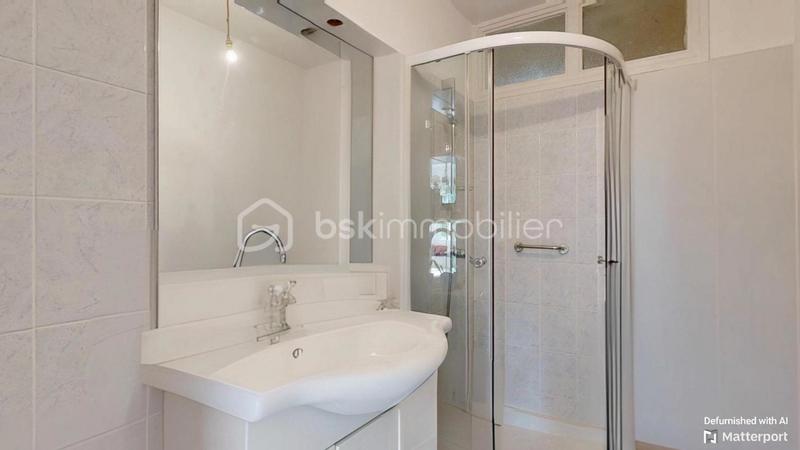 Maison - 137 m² - 6 pièces