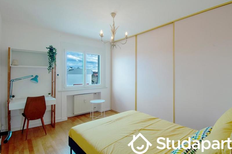 Chambre - 13 m² - 1 pièce