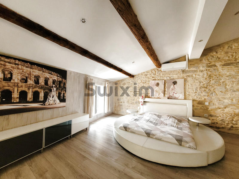 Maison de village - 190 m² - 10 pièces