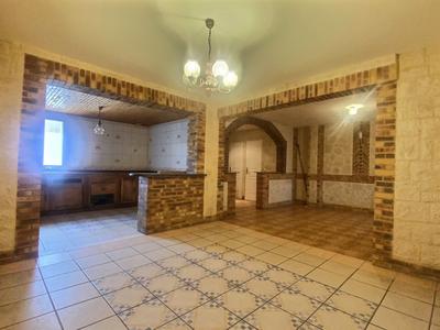 Maison - 200 m² - 10 pièces