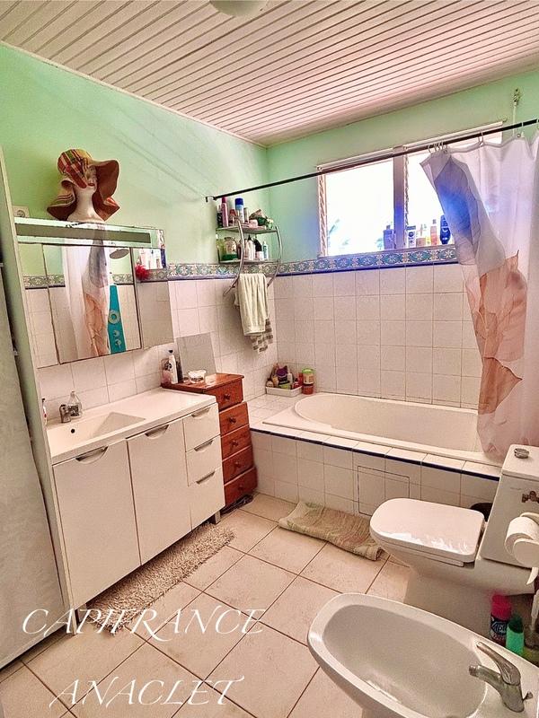 Villa - 244 m² - 7 pièces