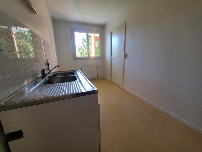 Appartement ancien - 68 m² - 3 pièces