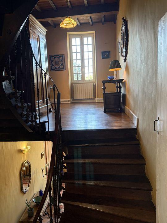 Maison ancienne - 242 m² - 8 pièces