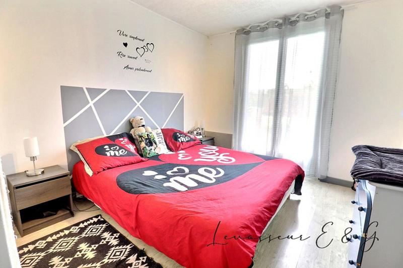 Maison - 87 m² - 5 pièces