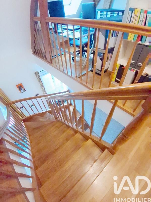 Maison - 167 m² - 7 pièces