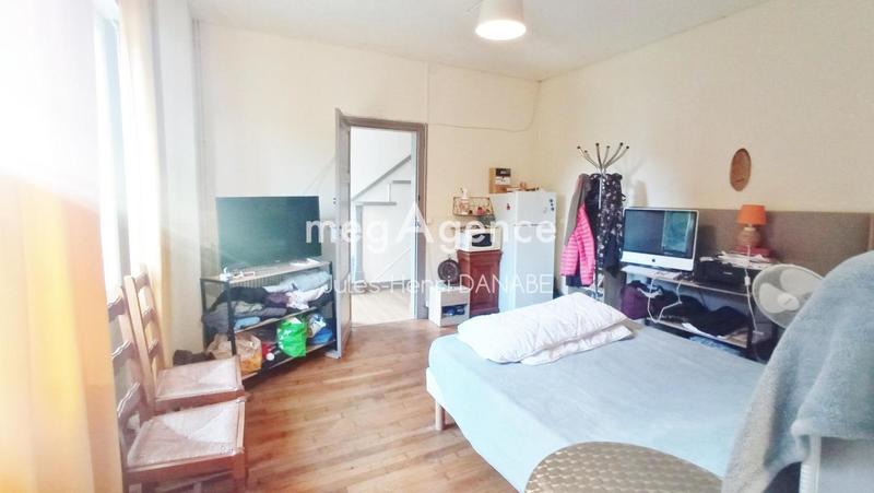 Maison - 180 m² - 7 pièces