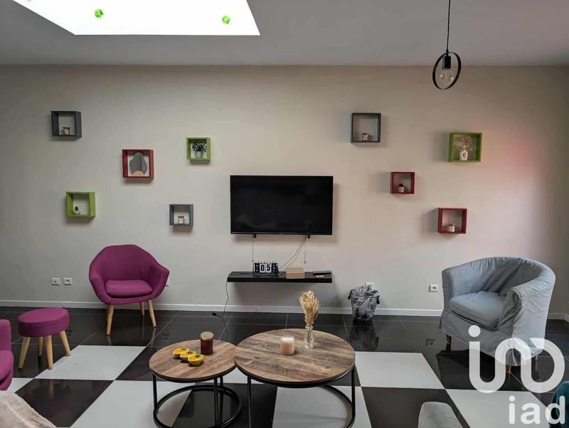 Maison - 178 m² - 8 pièces