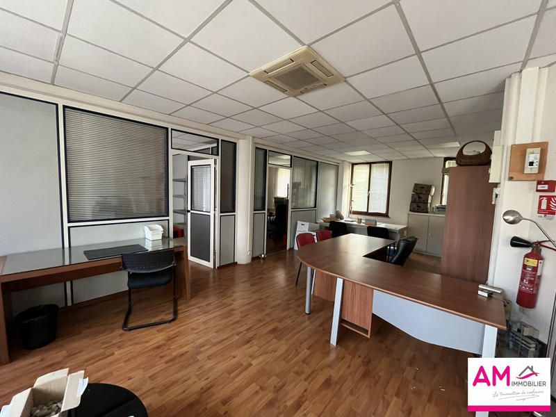 Bureau - 74 m² - 3 pièces