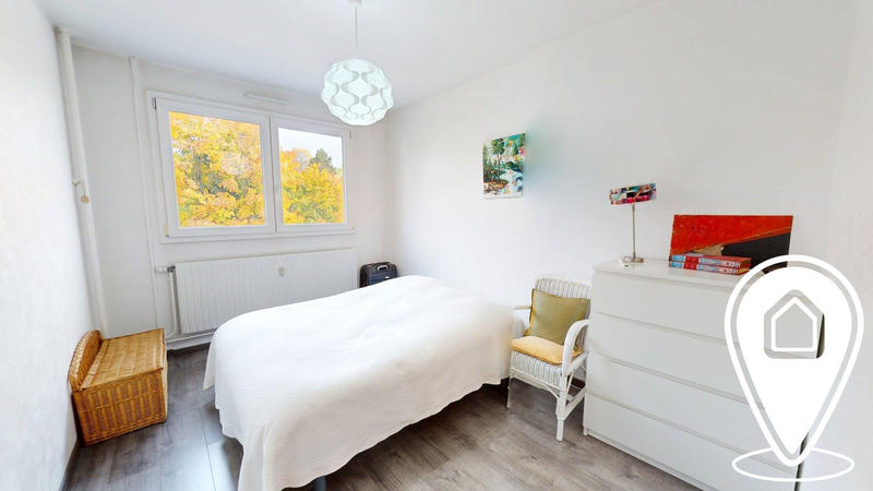 Appartement - 80 m² - 4 pièces