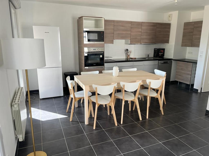 Appartement - 81 m² - 4 pièces