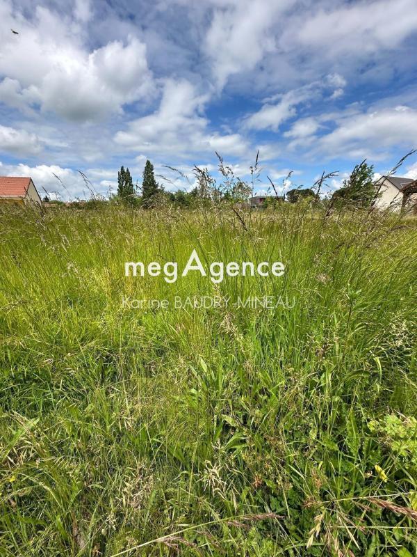 Terrain constructible - 675 m²