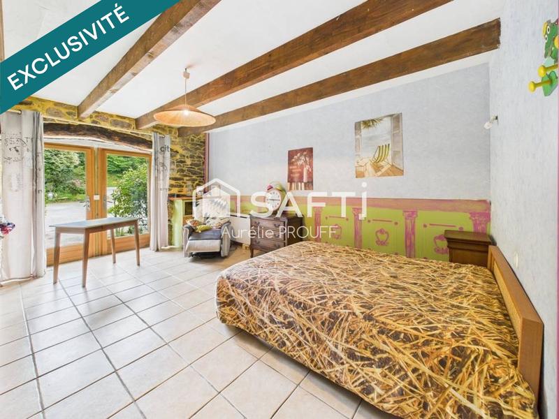 Maison - 228 m² - 9 pièces