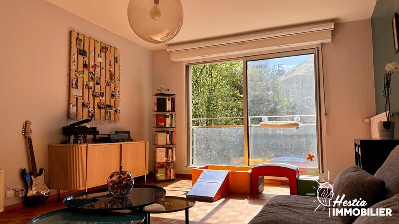 Appartement - 97 m² - 5 pièces