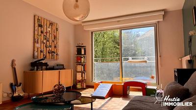 Appartement - 97 m² - 5 pièces