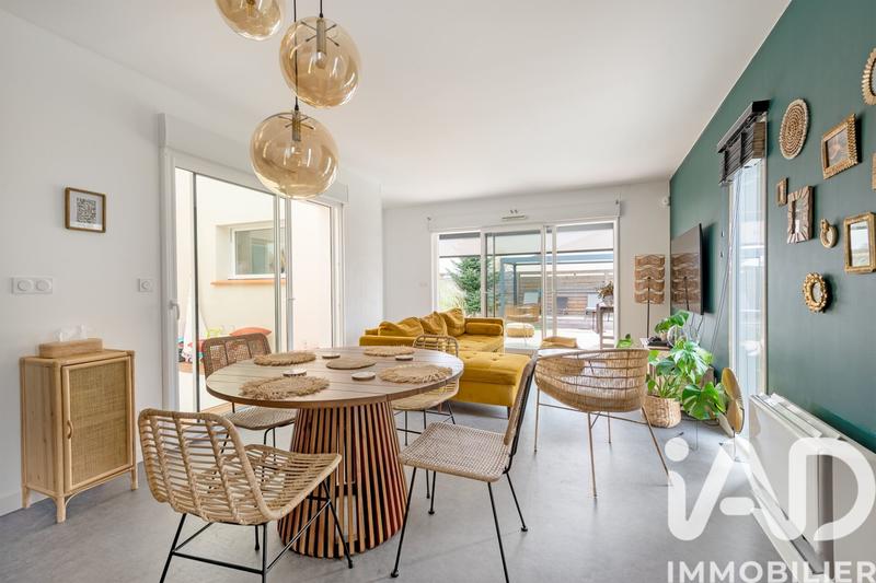 Maison - 143 m² - 4 pièces