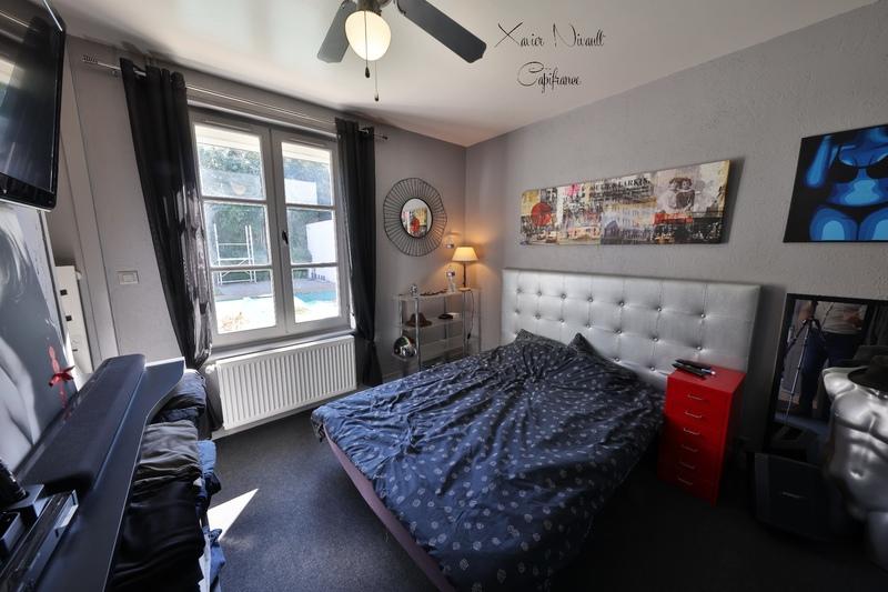 Maison - 180 m² - 6 pièces