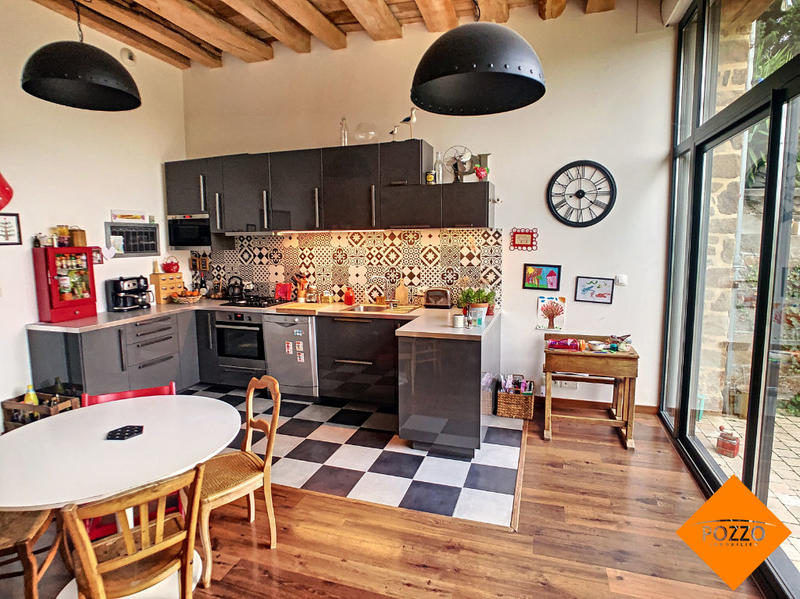 Maison - 156 m² - 6 pièces