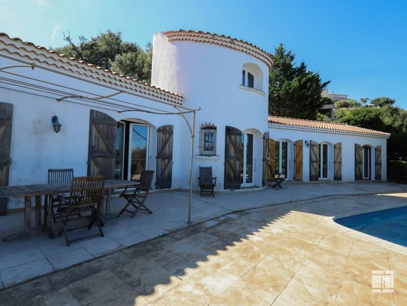 Villa - 150 m² - 5 pièces