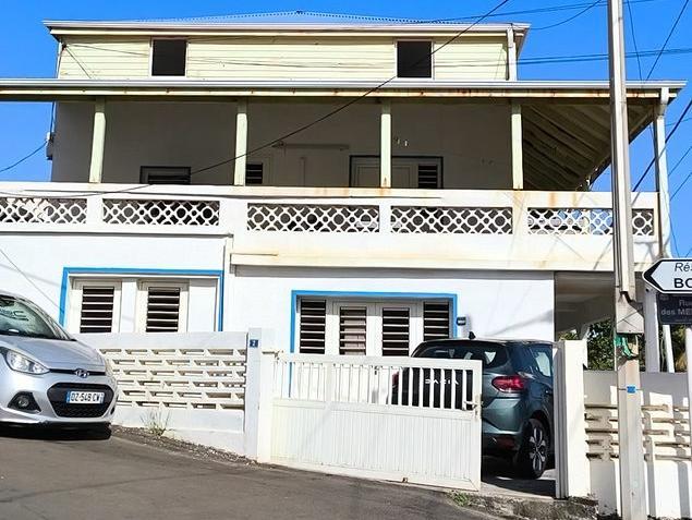 Appartement - 299 m² - 3 pièces