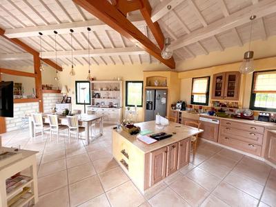 Maison - 154 m² - 5 pièces