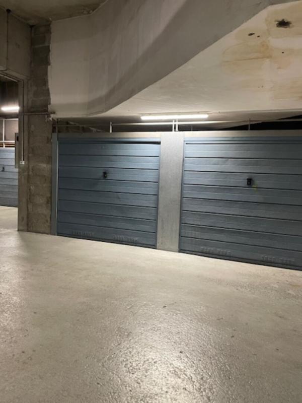 Garage - 11 m²