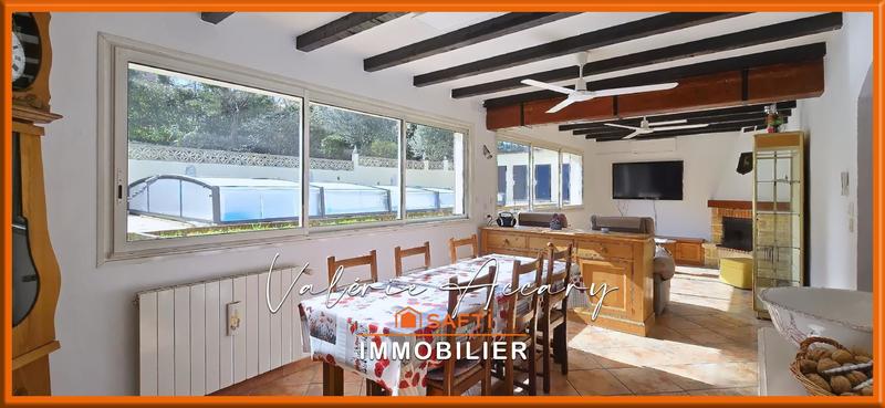 Maison - 102 m² - 4 pièces