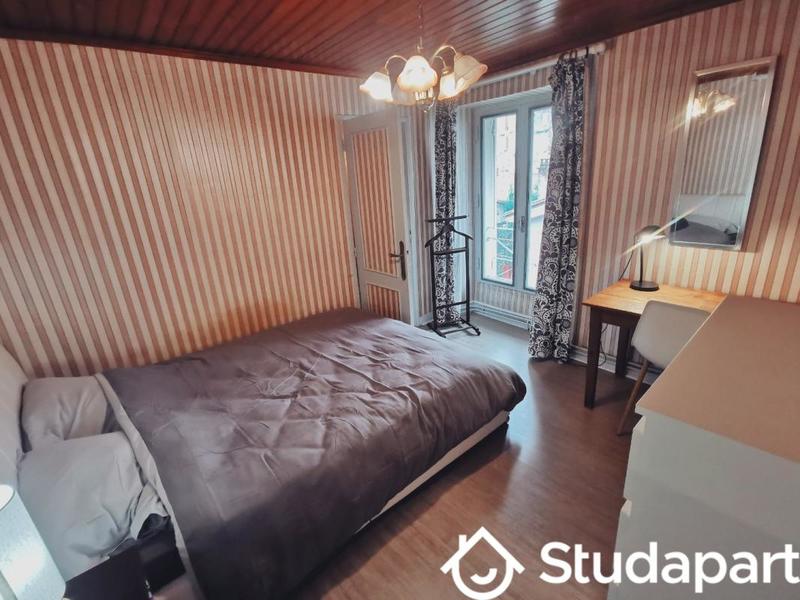 Chambre - 12 m² - 1 pièce