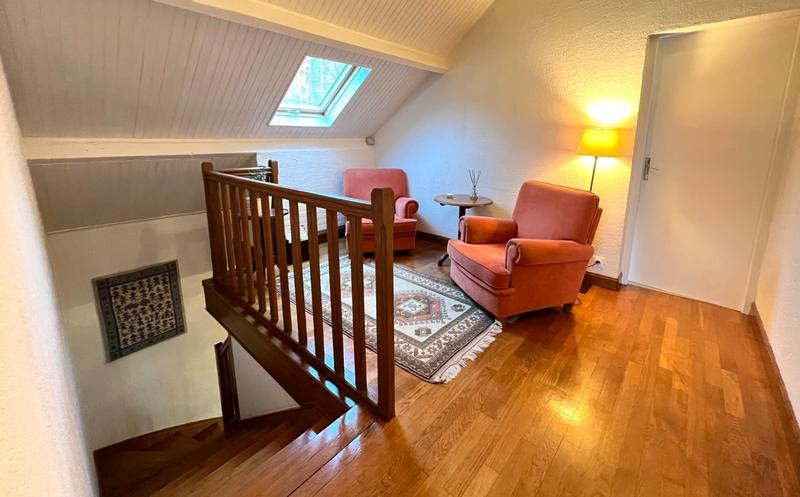 Maison - 183 m² - 7 pièces