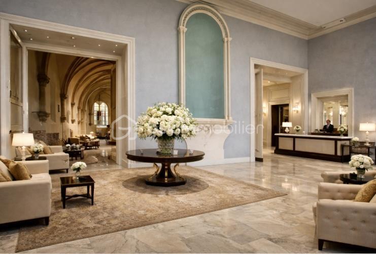 Château - 2 595 m² - 26 pièces