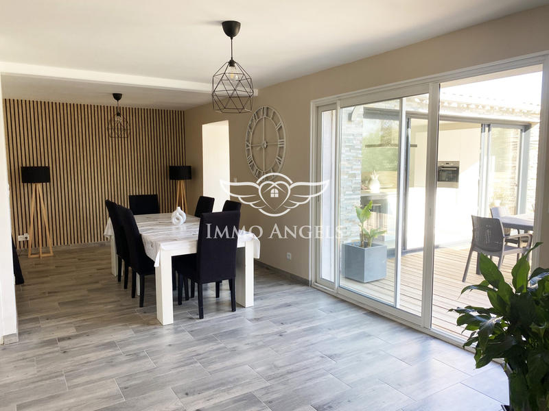 Maison - 141 m² - 6 pièces