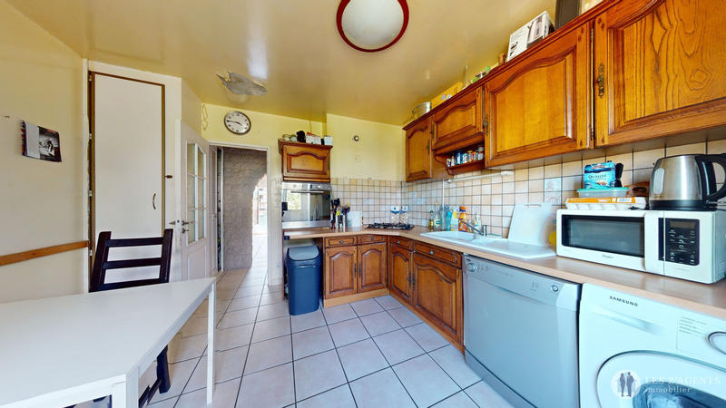 Appartement - 80 m² - 5 pièces