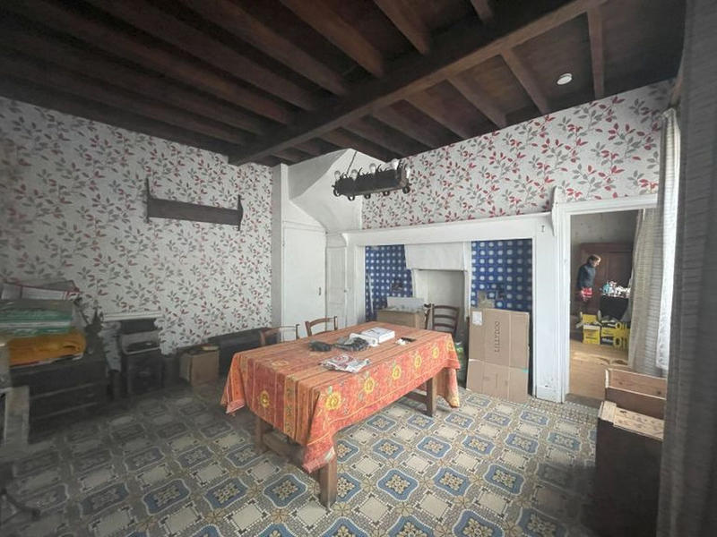 Maison - 90 m² - 5 pièces