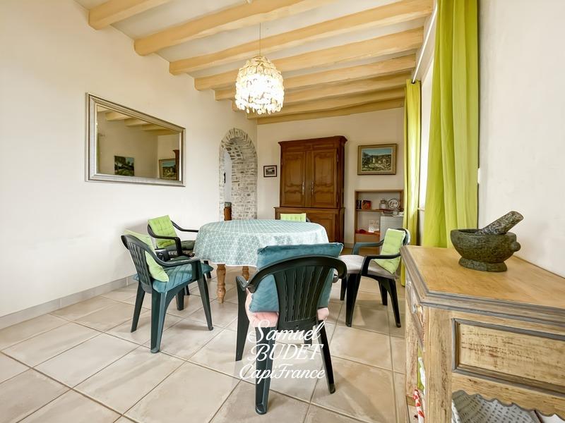 Maison - 245 m² - 7 pièces