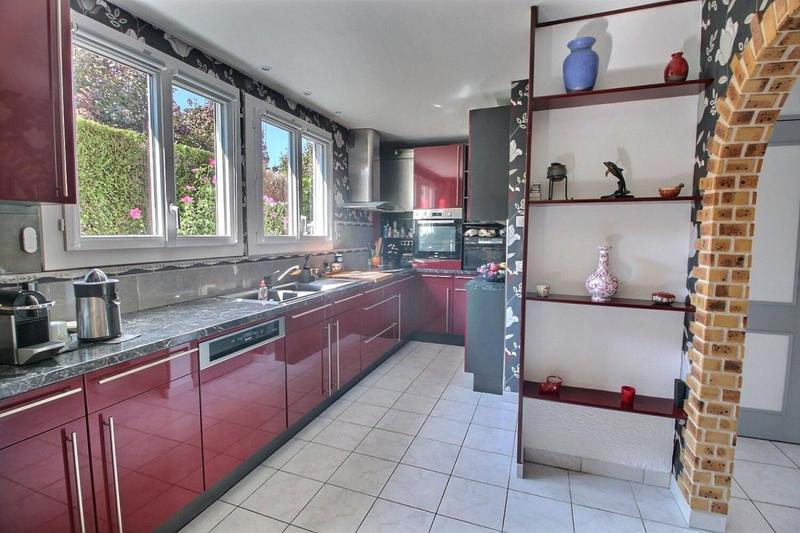 Maison - 146 m² - 6 pièces