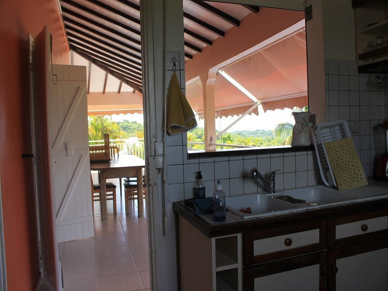 Maison - 256 m² - 7 pièces