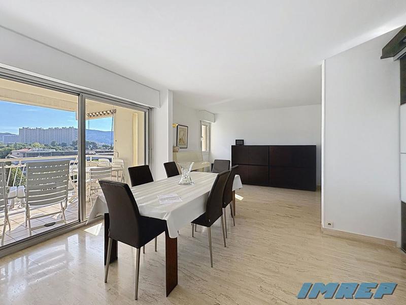 Appartement - 108 m² - 4 pièces