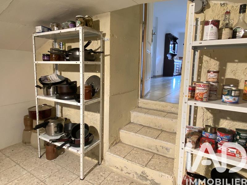 Maison - 280 m² - 11 pièces