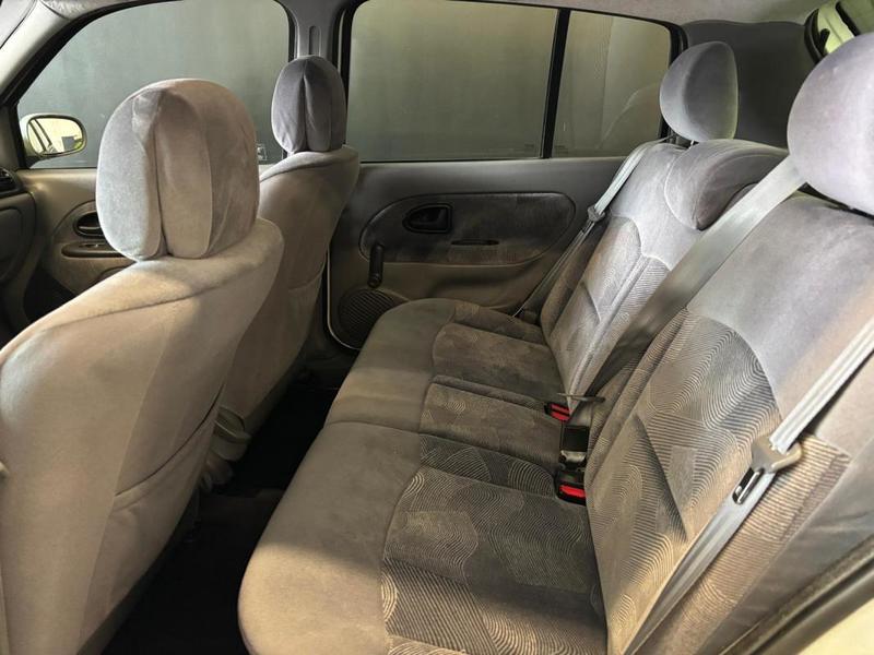 Renault Clio II 1.6 i 90cv - Climatisation